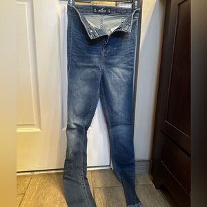Hollister Ultra High-Rise Jean Leggings